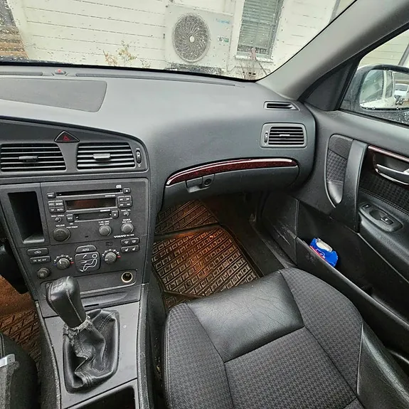 Volvo V70 2002 photo 5