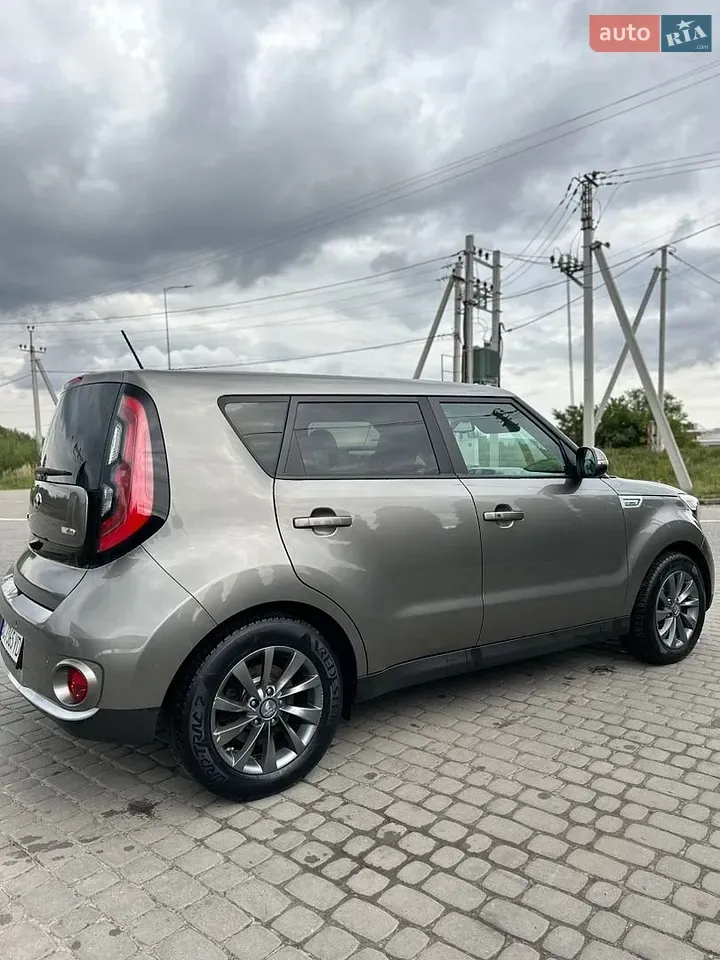 Kia Soul 2015 photo 3