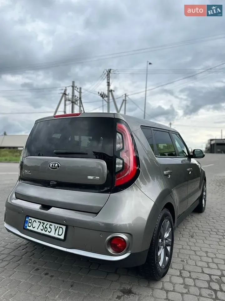 Kia Soul 2015 photo 4
