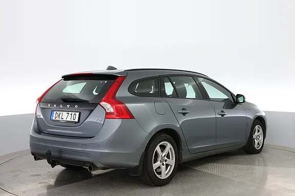 Volvo V60 2017 photo 4