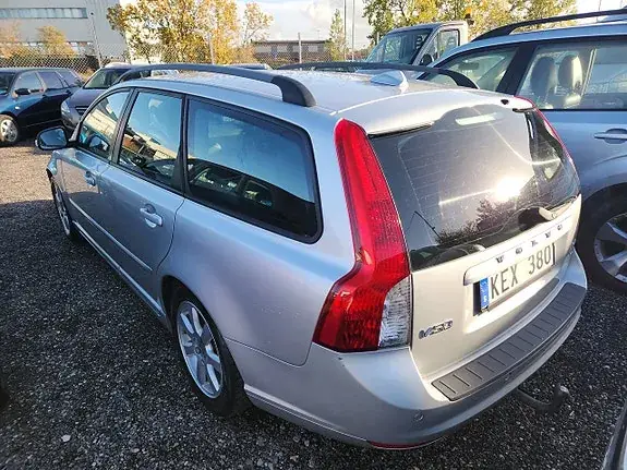 Volvo V50 2010 photo 3