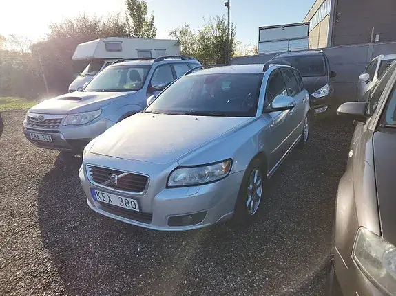Volvo V50