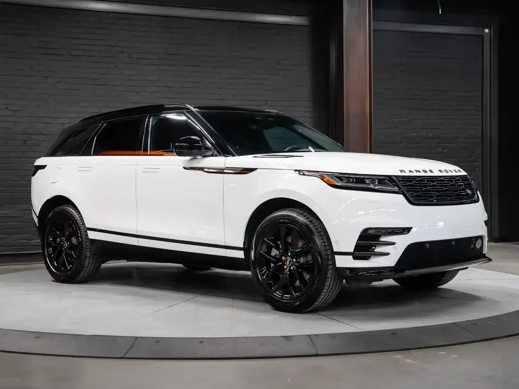 Land Rover Range Rover Velar 2026 photo 2