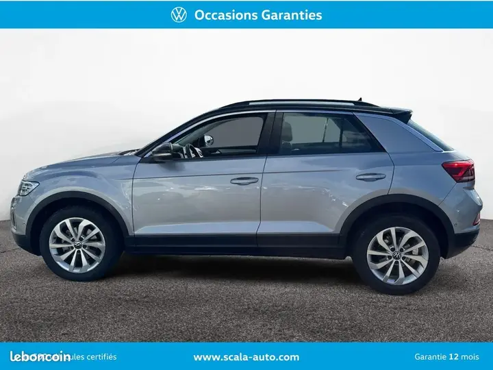 Volkswagen T-Roc 2022 photo 2