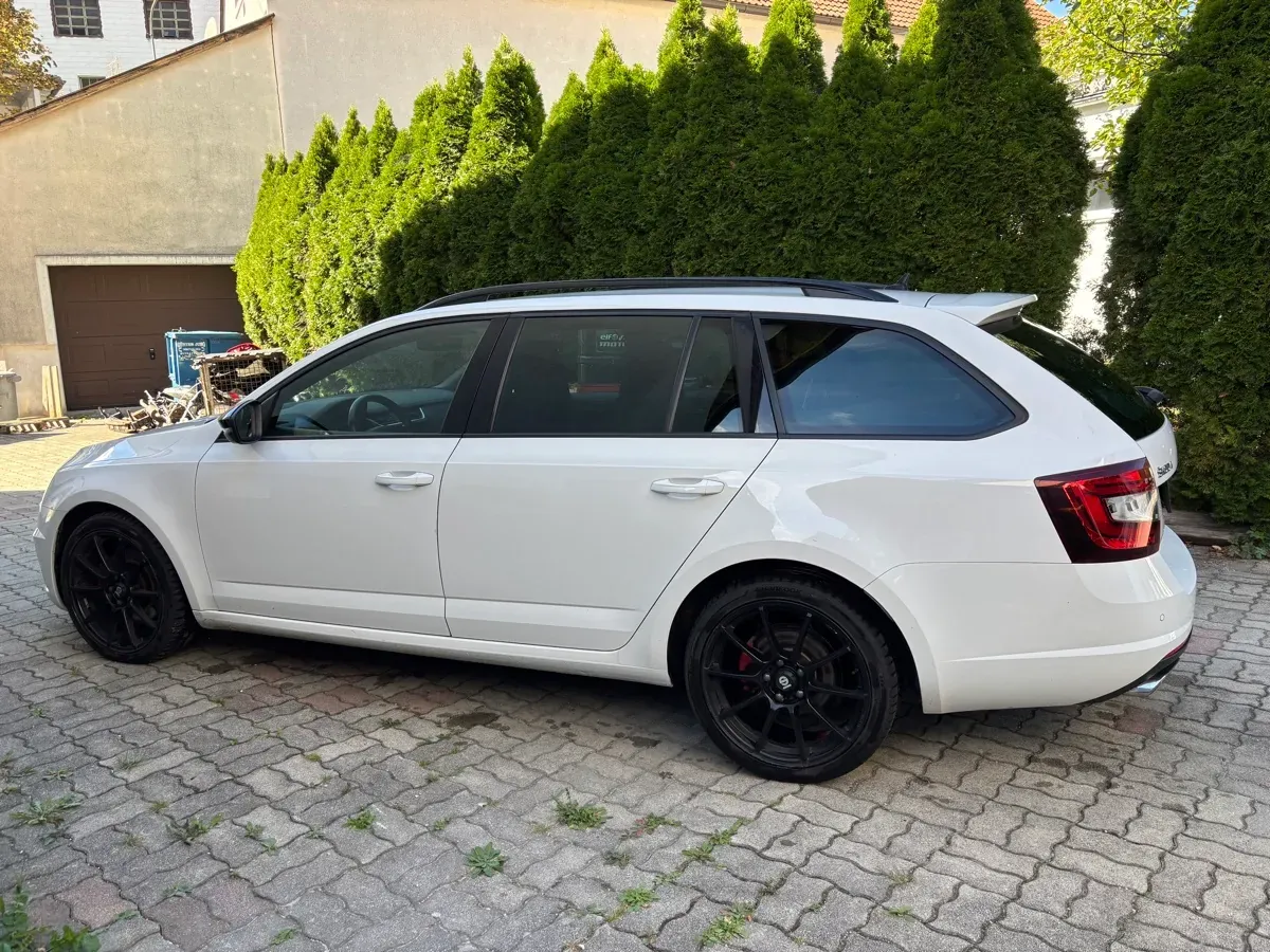 Skoda Octavia 2017 photo 3