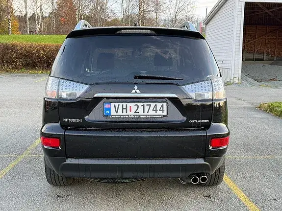 Mitsubishi Outlander 2010 photo 3