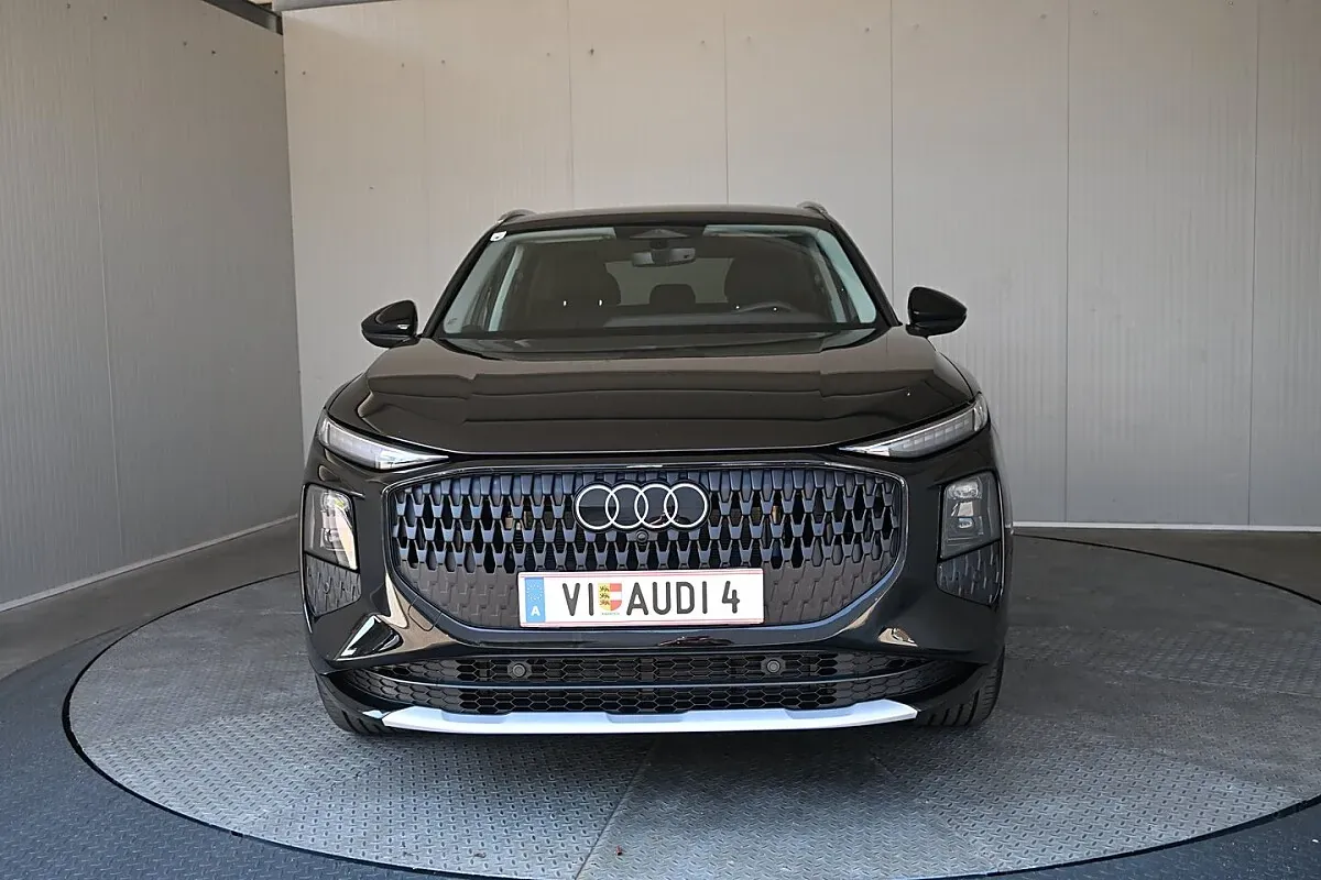 Audi Q3 2026 photo 2