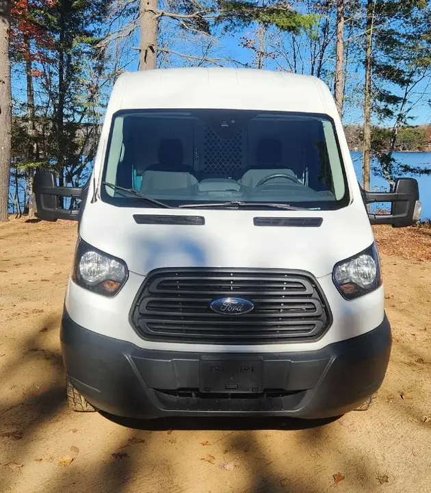 Ford Transit Cargo 2018 photo 4
