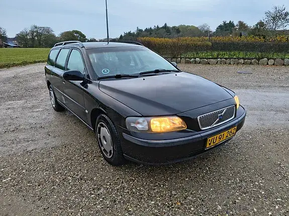 Volvo V70 2000 photo 3
