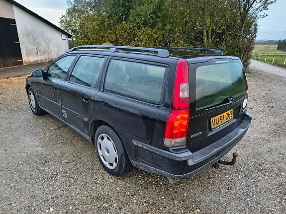 Volvo V70 2000 photo 4