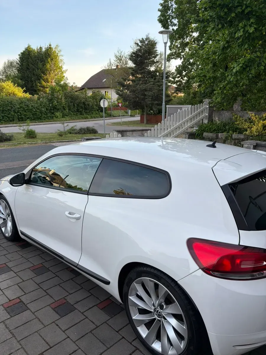 Volkswagen Scirocco 2009 photo 3