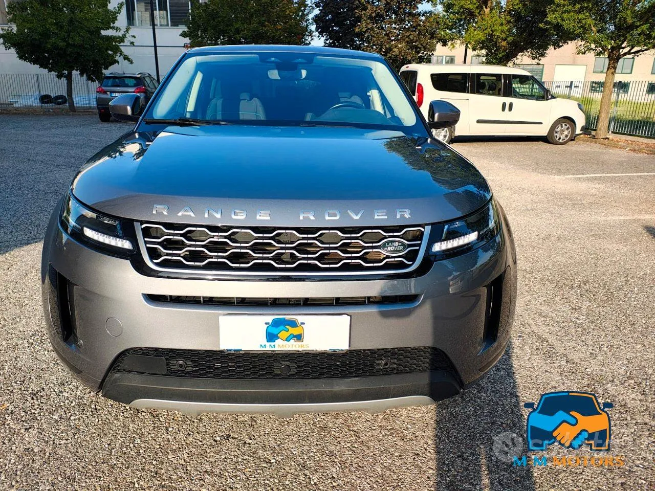 Land Rover Range Rover Evoque 2022 photo 4