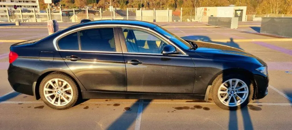 BMW 3 Series 2016 photo 2