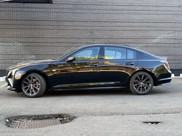 Cadillac Ct5 2026 photo 3