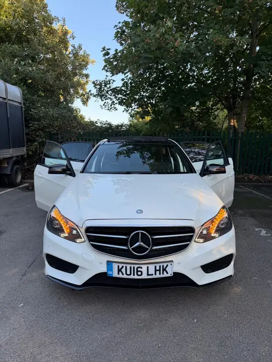 Mercedes-Benz E-Class 2016 photo 2