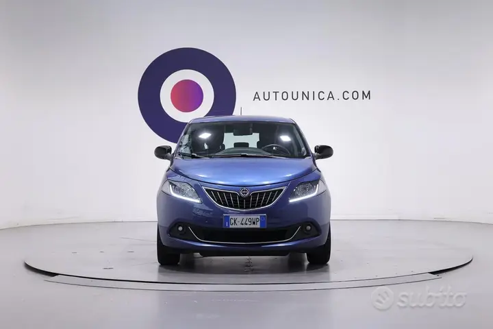 Lancia Ypsilon 2022 photo 2