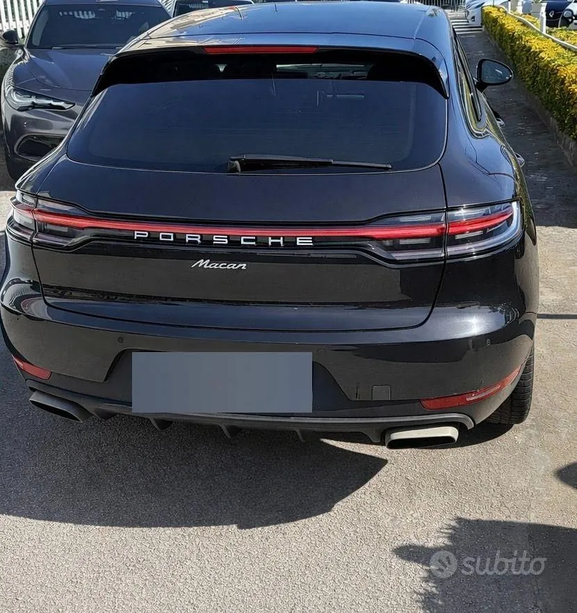 Porsche Macan