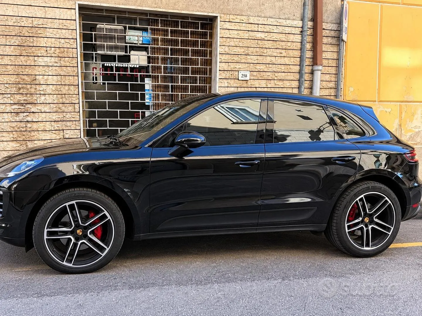 Porsche Macan 2021 photo 2