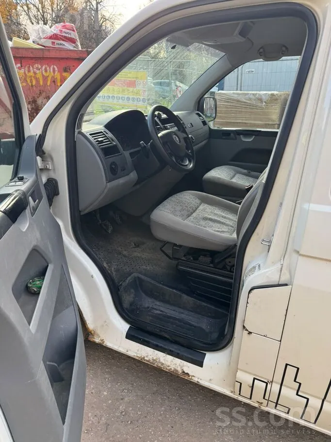 Volkswagen Transporter 2004 photo 2