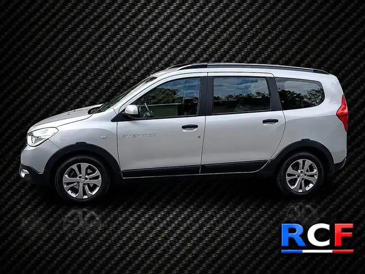 Dacia Lodgy 2015 photo 2