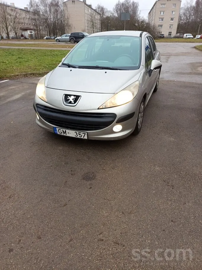 Peugeot 207