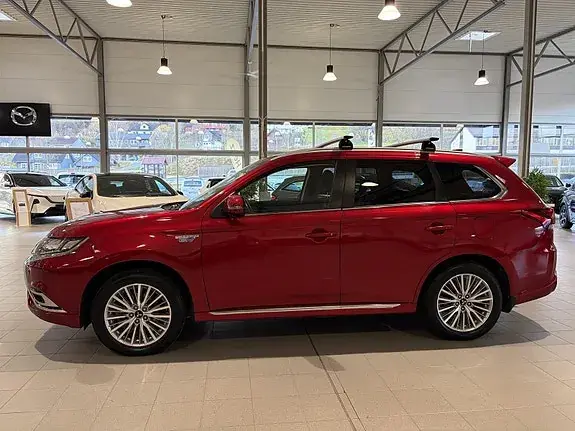 Mitsubishi Outlander 2020 photo 2