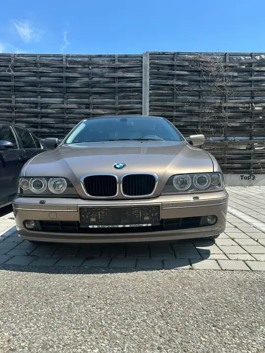 BMW 5 Series 2002 photo 3
