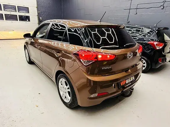 Hyundai I20 2016 photo 2