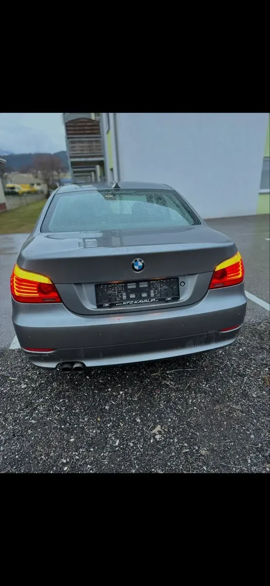 BMW 5 Series 2008 photo 2