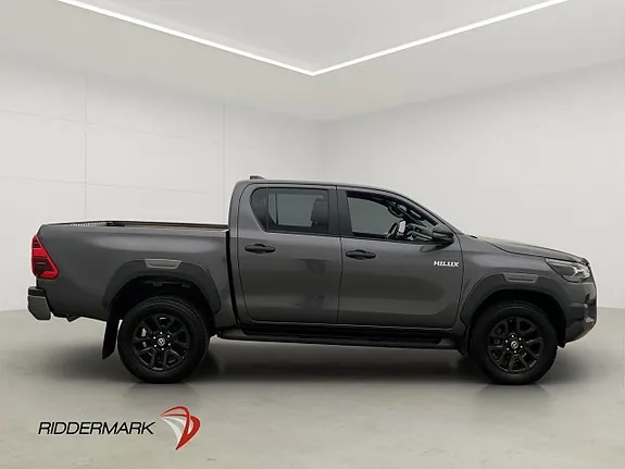 Toyota Hilux 2024 photo 2