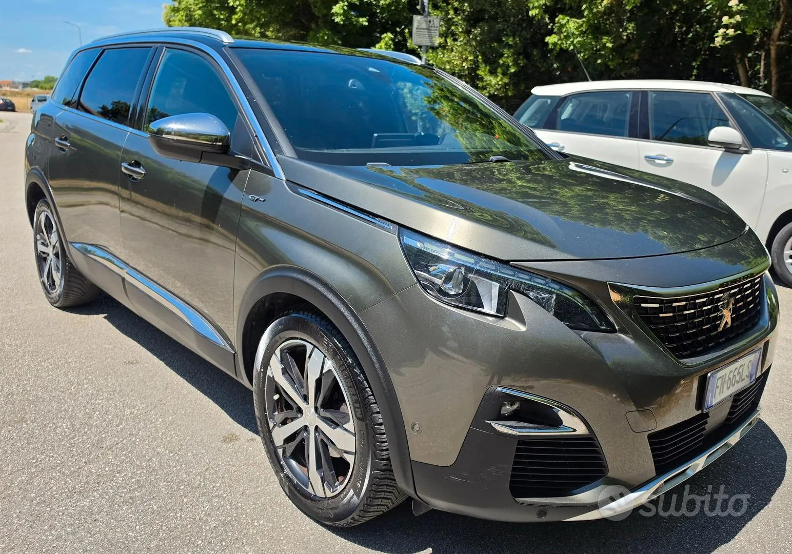Peugeot 5008