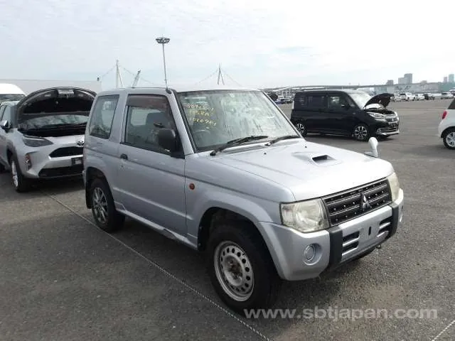 Mitsubishi Pajero Mini