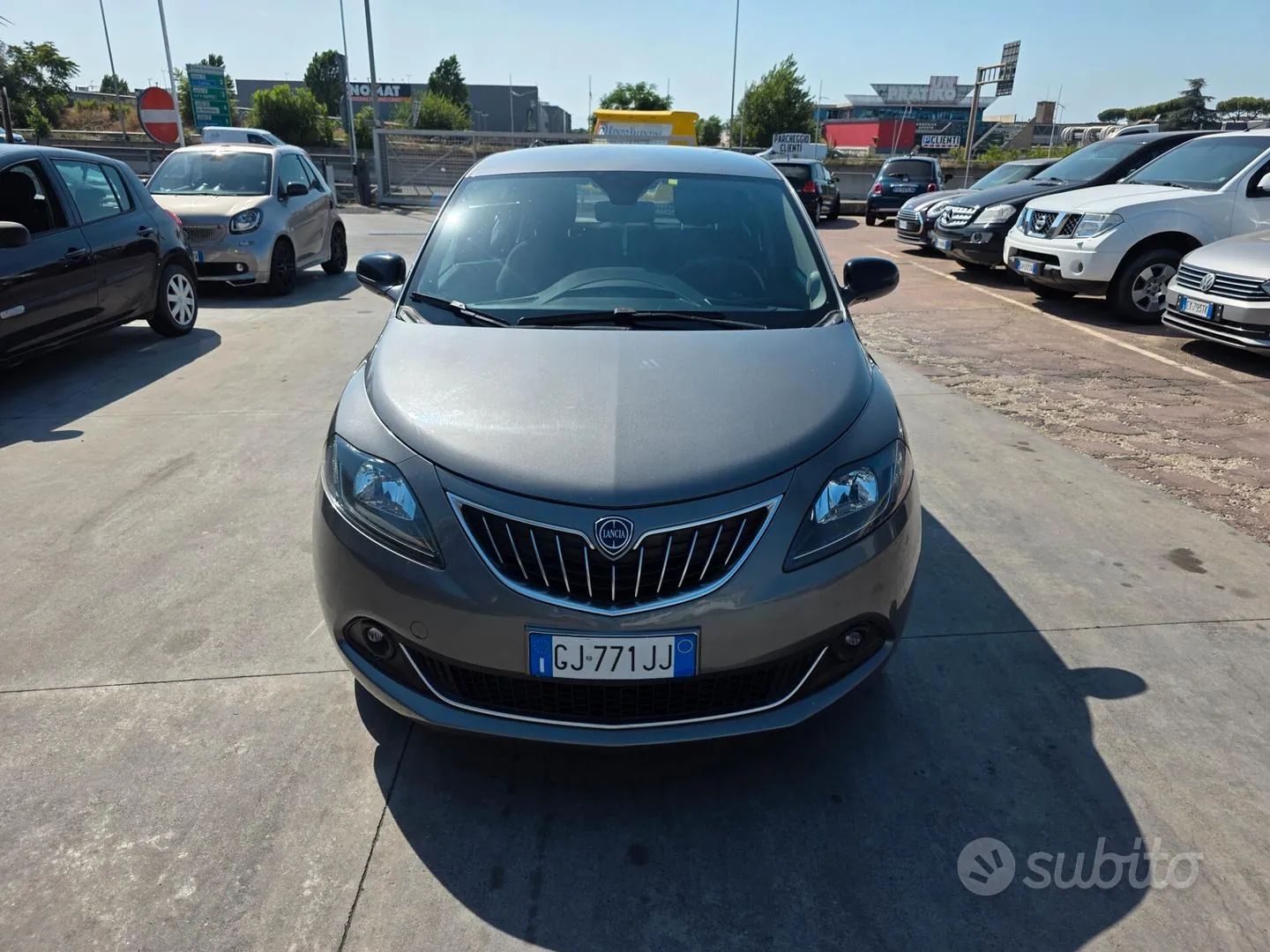 Lancia Ypsilon