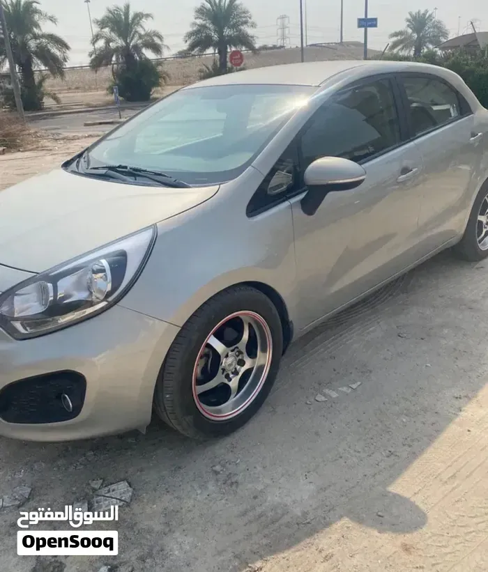 Kia Rio 2014 photo 2