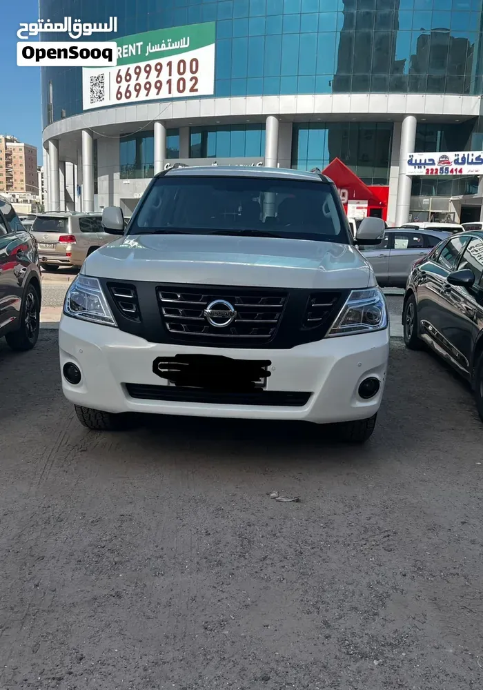 Nissan Patrol 2011 photo 4