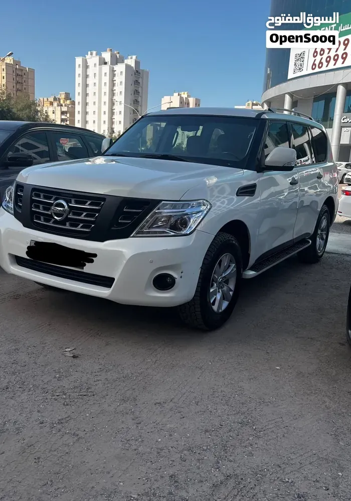 Nissan Patrol 2011 photo 3