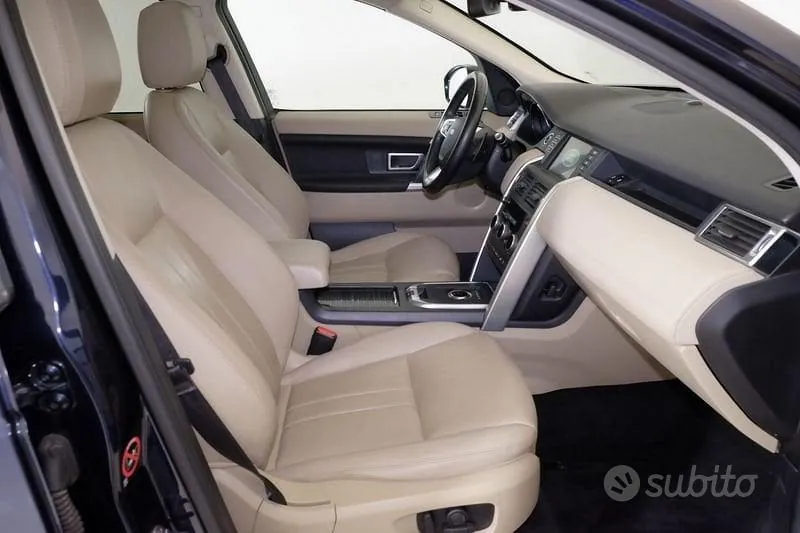 Land Rover Discovery Sport 2019 photo 3