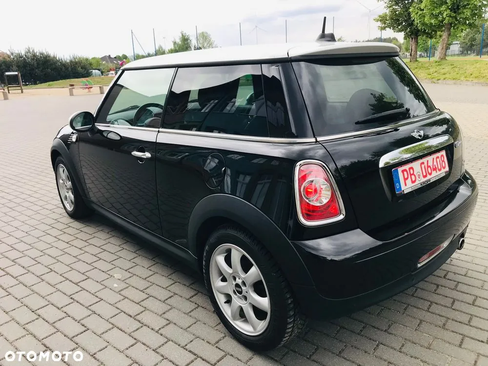 Mini Cooper 2010 photo 4