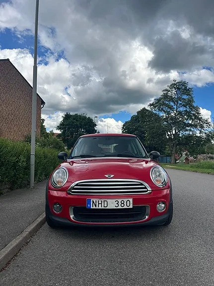 Mini One 2013 photo 2
