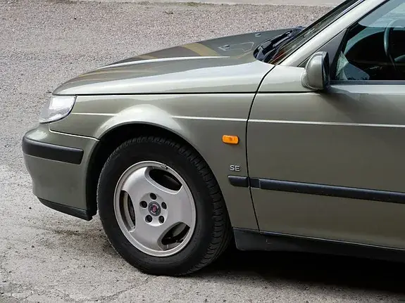 Saab 9-5 1999 photo 4