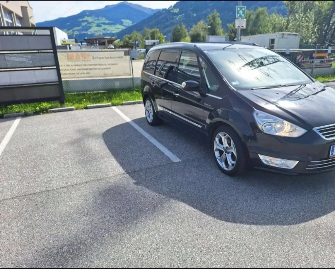 Ford Galaxy 2014 photo 2