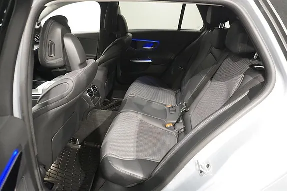 Mercedes-Benz C300 2024 photo 5