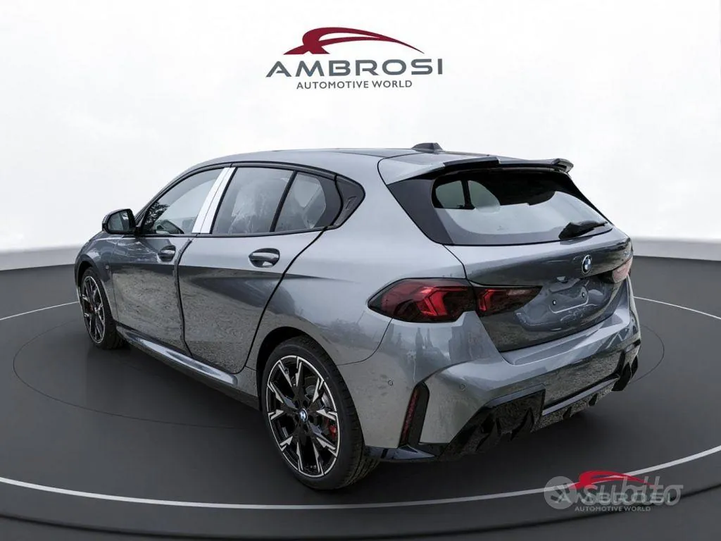BMW 1 Series 2026 photo 4