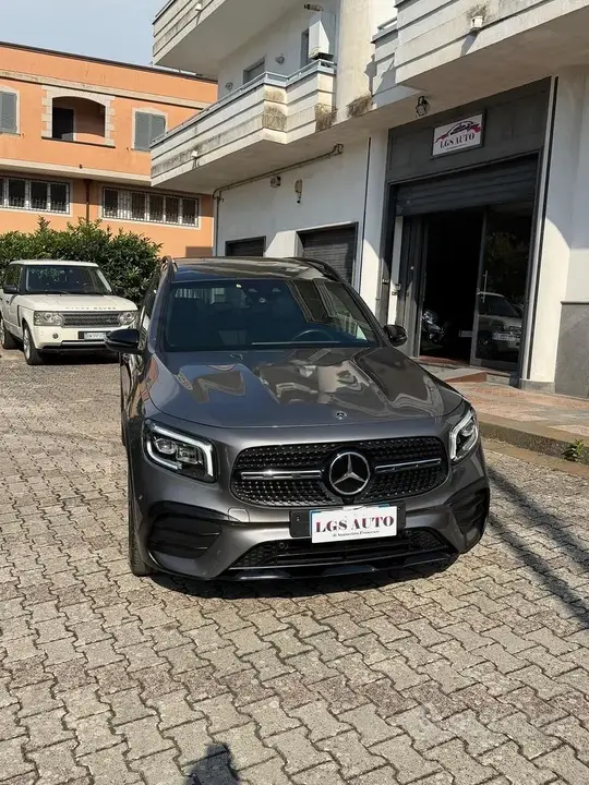Mercedes-Benz Glb