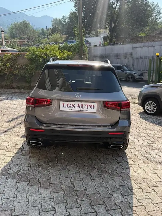Mercedes-Benz Glb 2021 photo 4