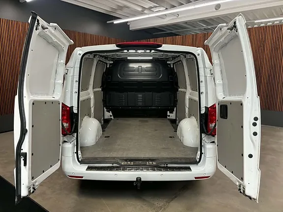 Mercedes-Benz Vito 114 2023 photo 5