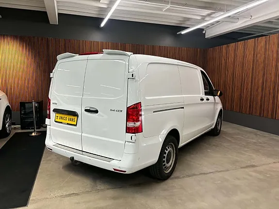 Mercedes-Benz Vito 114 2023 photo 3