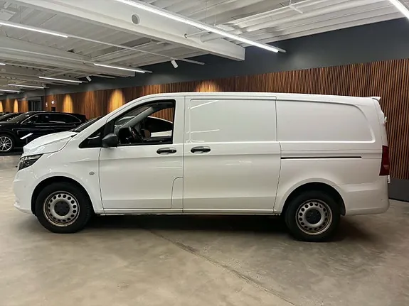 Mercedes-Benz Vito 114 2023 photo 2