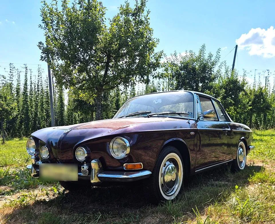 Volkswagen Karmann Ghia
