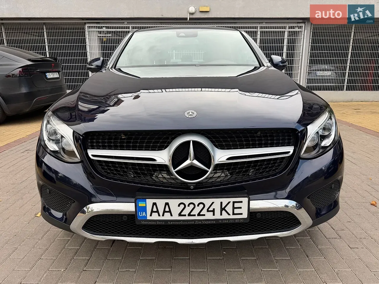 Mercedes-Benz Glc-Class 2018 photo 2